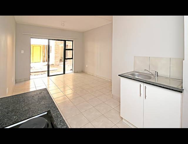 2 BEDROOM PROPERTY TO RENT IN GROBLERPARK